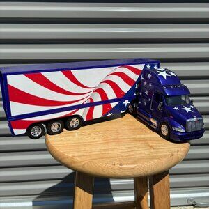New Ray Peterbilt Stars & Stripes Semi Truck 1/32 Scale Missing Doors